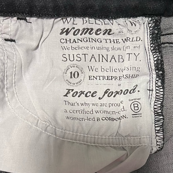 Frank & Eileen Black Cropped Jeans size 24 - Picture 2 of 7